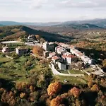Cozy Getaway House Luana Vikendica
