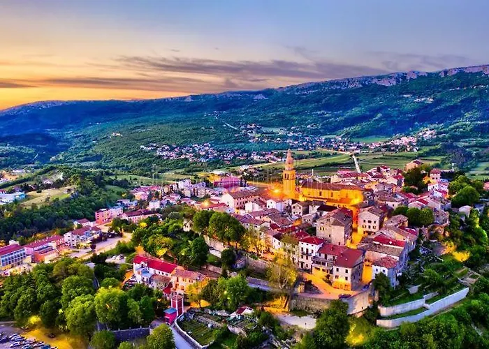 Vikendica Cozy Getaway House Luana Buzet