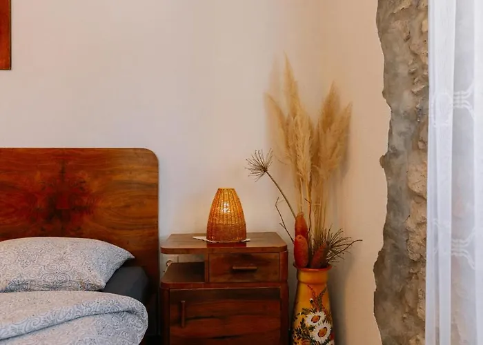 Vikendica Cozy Getaway House Luana *