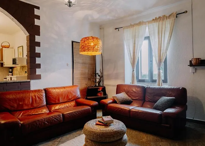 Cozy Getaway House Luana 펜션 부젯