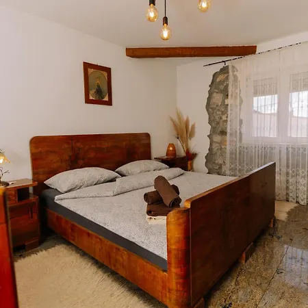Cozy Getaway House Luana Dom wakacyjny Buzet
